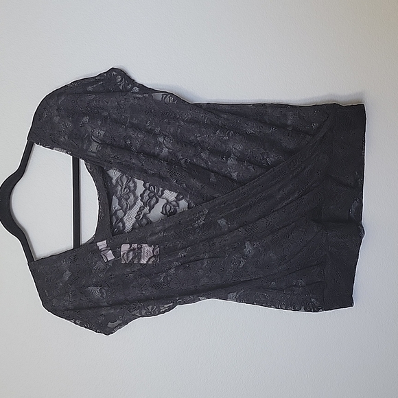 Torrid Romantic NWT black lace see through short sleeve surplice back top 00 - Picture 6 of 9